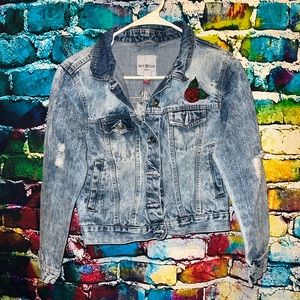 Embroidered Jean jacket ladies size medium